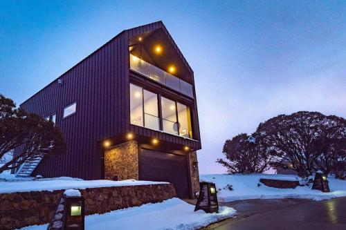 Snow Gum — 4-Star Luxury Hotel in Hotham Heights, Australia