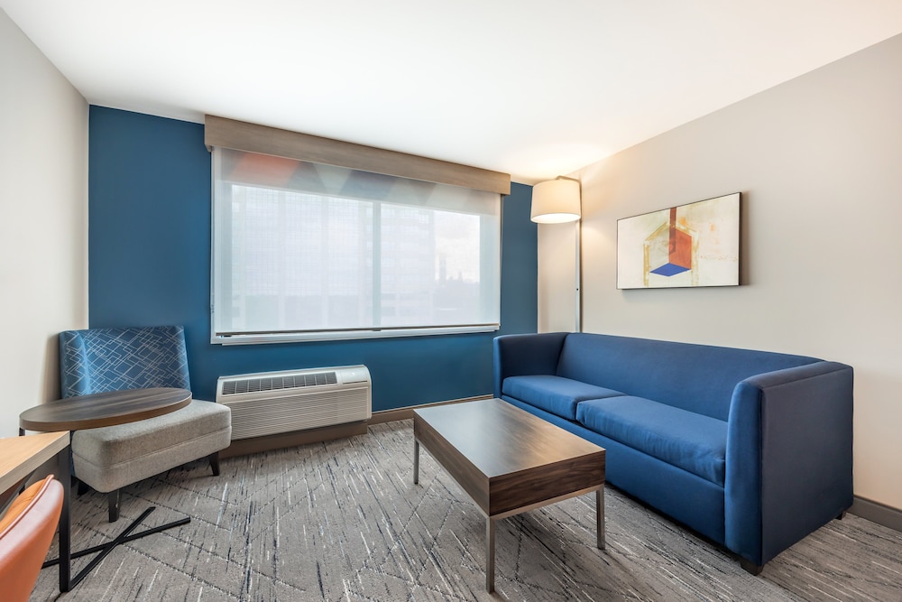 Holiday Inn Express & Suites Nashville West End Univ Area by IHG - photo 6