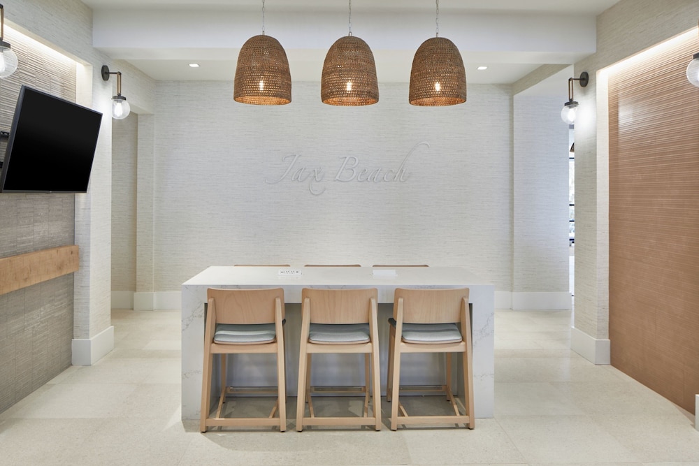 SpringHill Suites Jacksonville Beach Oceanfront - photo 5