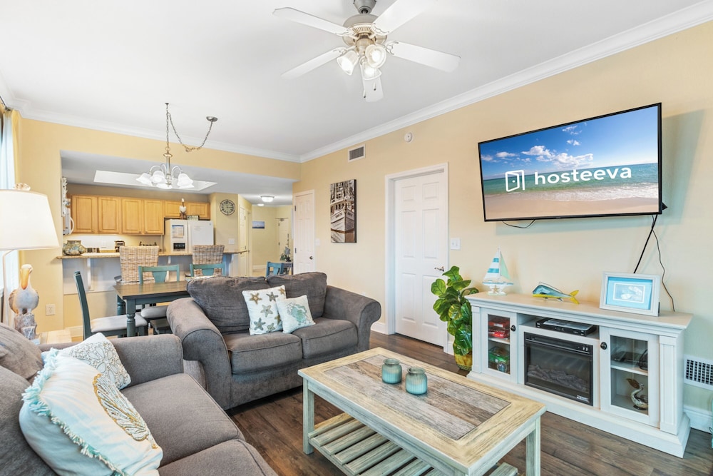 Crystal Tower Comfort Condos by Hosteeva - photo 54