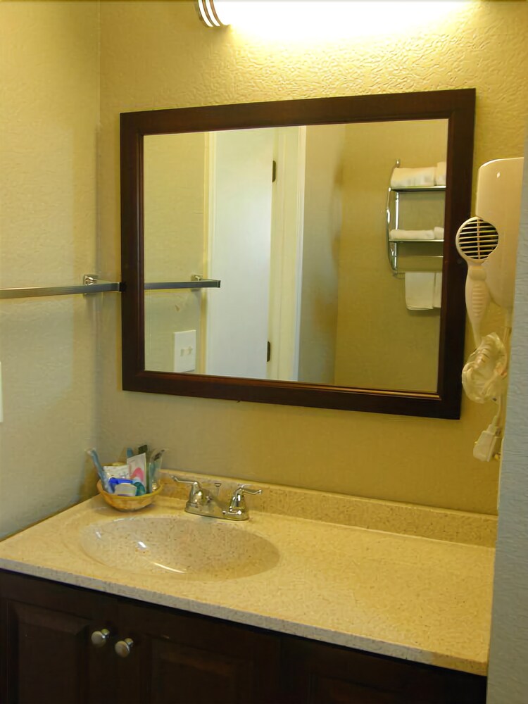 Hotel O Dilley Main St TX - photo 16
