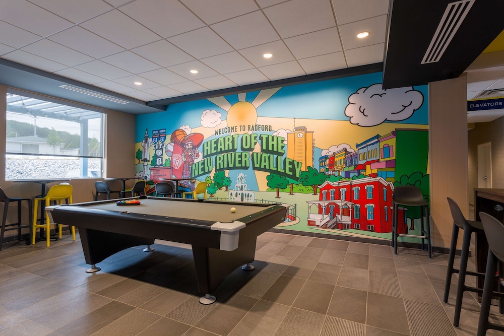 Tru by Hilton Radford VA - photo 3