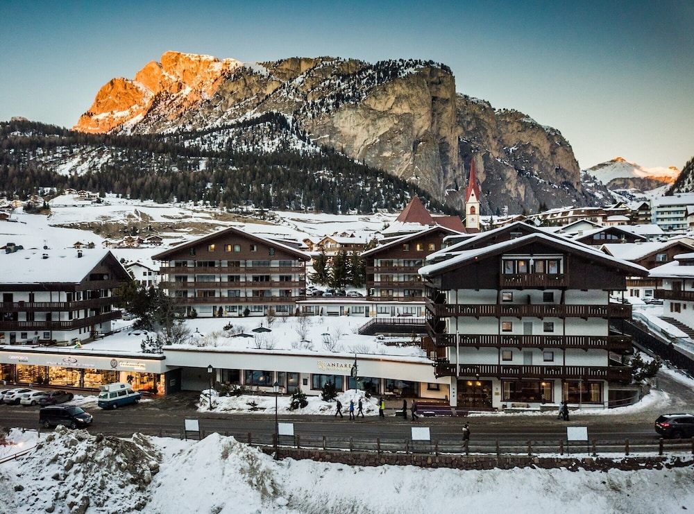 Hotel Antares — 4-Star Luxury Hotel in Selva, Italy