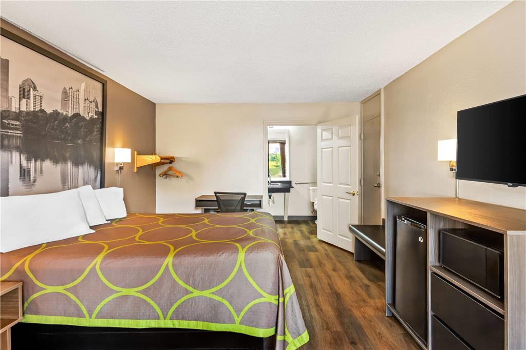 Super 8 by Wyndham Commerce - photo 23