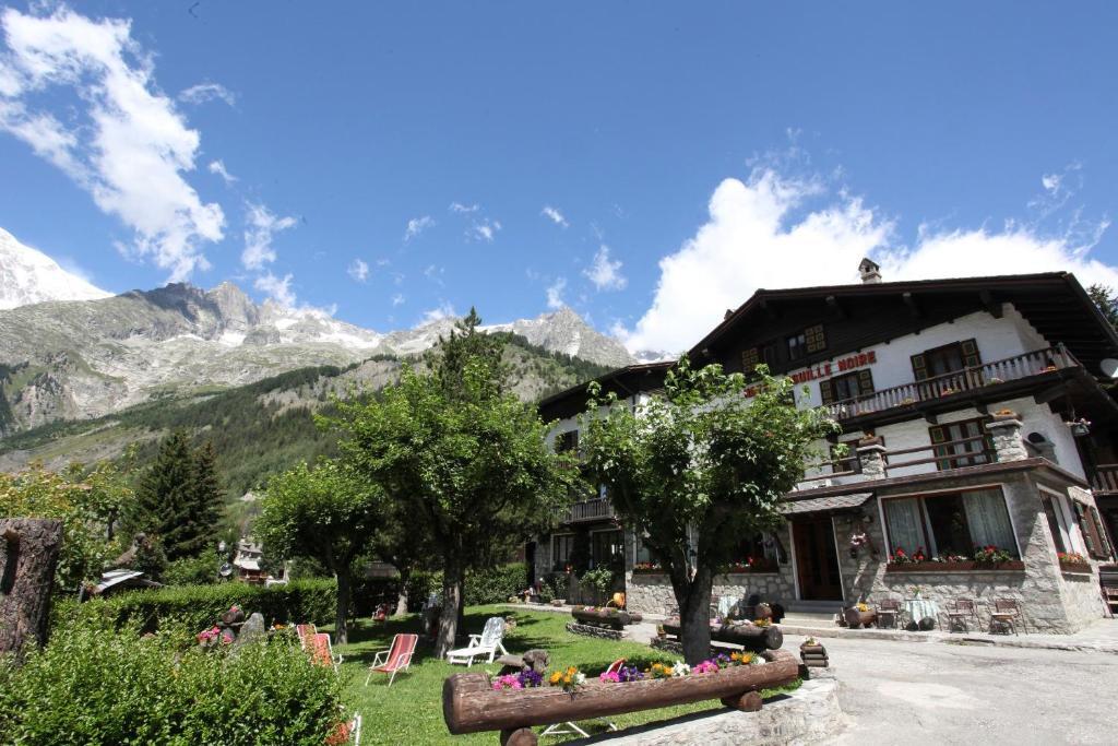 Hotel Aiguille Noire in Courmayeur, Italy