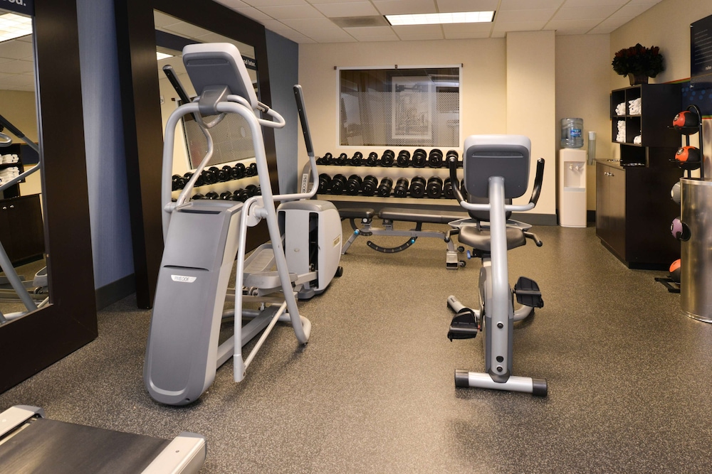 Hampton Inn & Suites Salisbury Fruitland - photo 28