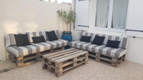 GRAIN DE SABLE 600m des plages et commerces draps vélos WIFI Parking in Saint-Hilaire-De-Riez, France