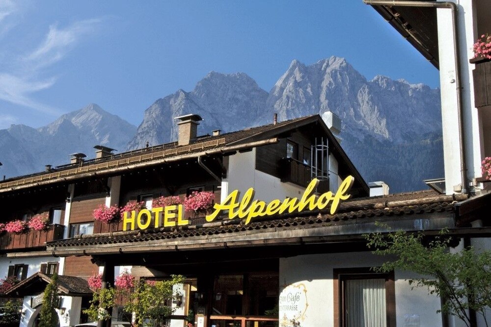 Hotel Alpenhof Grainau — 4-Star Luxury Hotel in Grainau, Germany