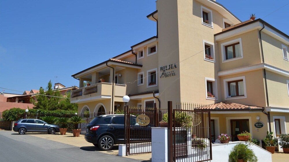 Bilha Hotel — 4-Star Luxury Hotel in Isola Di Capo Rizzuto, Italy