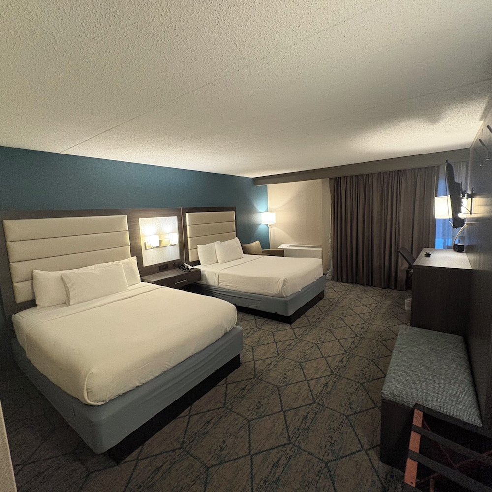 Bismarck Hotel and Conference Center - photo 11