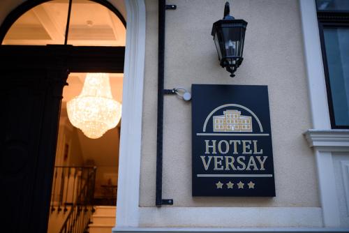 Hotel Versay — Baile Herculane — photo 2