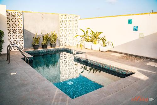 A beautiful farmhouse with a rooftop pool — 4-Star Luxury Hotel in Qala, Malta