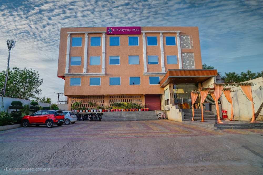 Hotel The Crystal Park in Gwalior, India