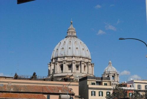 Di Fronte alla Cupola — 4-Star Luxury Hotel in Rome, Italy