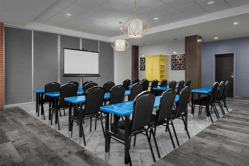 Home2 Suites by Hilton Murfreesboro - photo 32