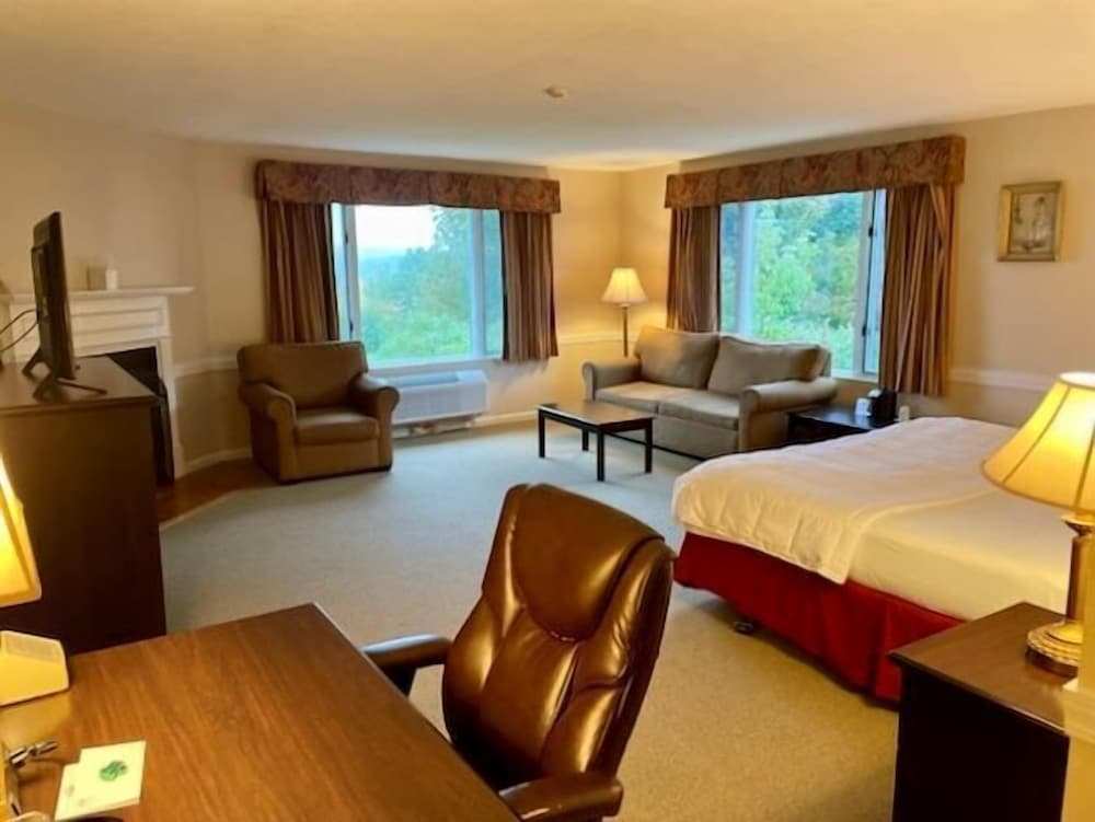 The Lucerne Inn - photo 19