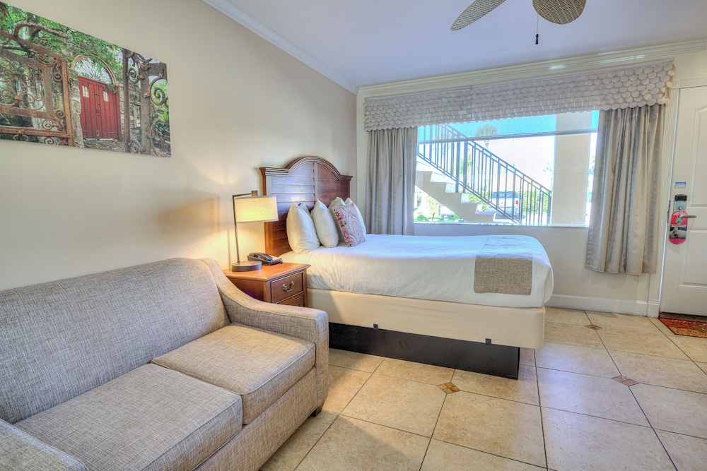La Fiesta Ocean Inn And Suites - photo 25
