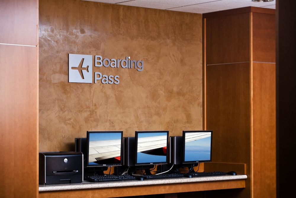 Courtyard by Marriott Boston Logan Airport - photo 49