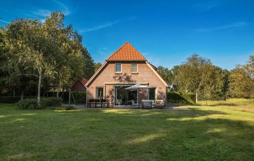4 Bedroom Lovely Home In Havelte — 5-Star Luxury Hotel in Havelte, Netherlands