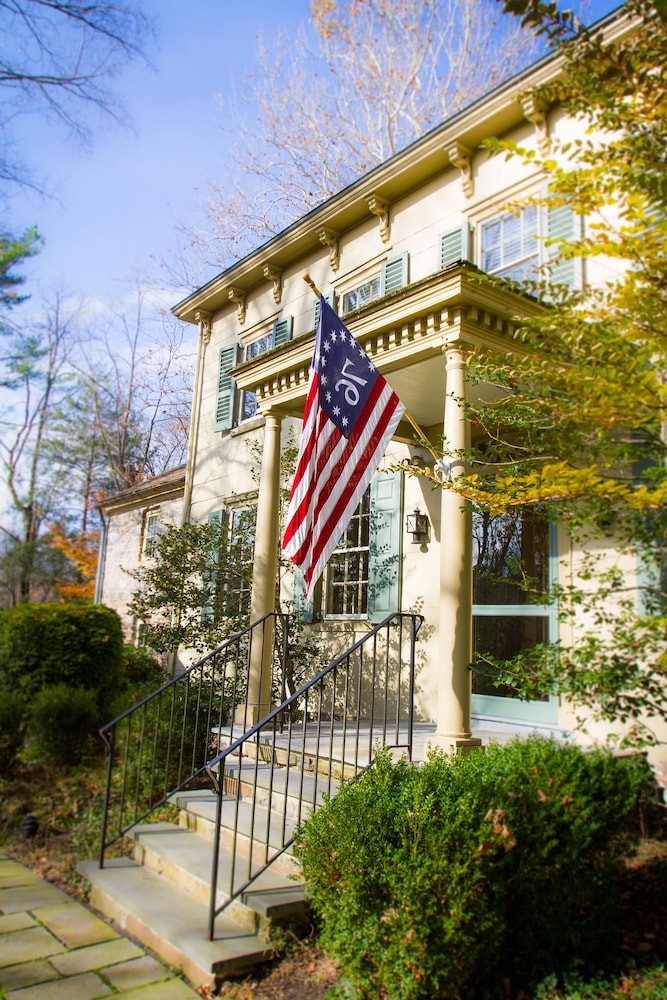 Inn at Glencairn — 4-Star Luxury Hotel in Princeton, United States