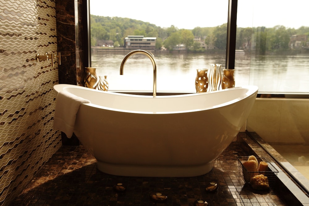 Lambertville Station Restaurant and Inn - photo 14