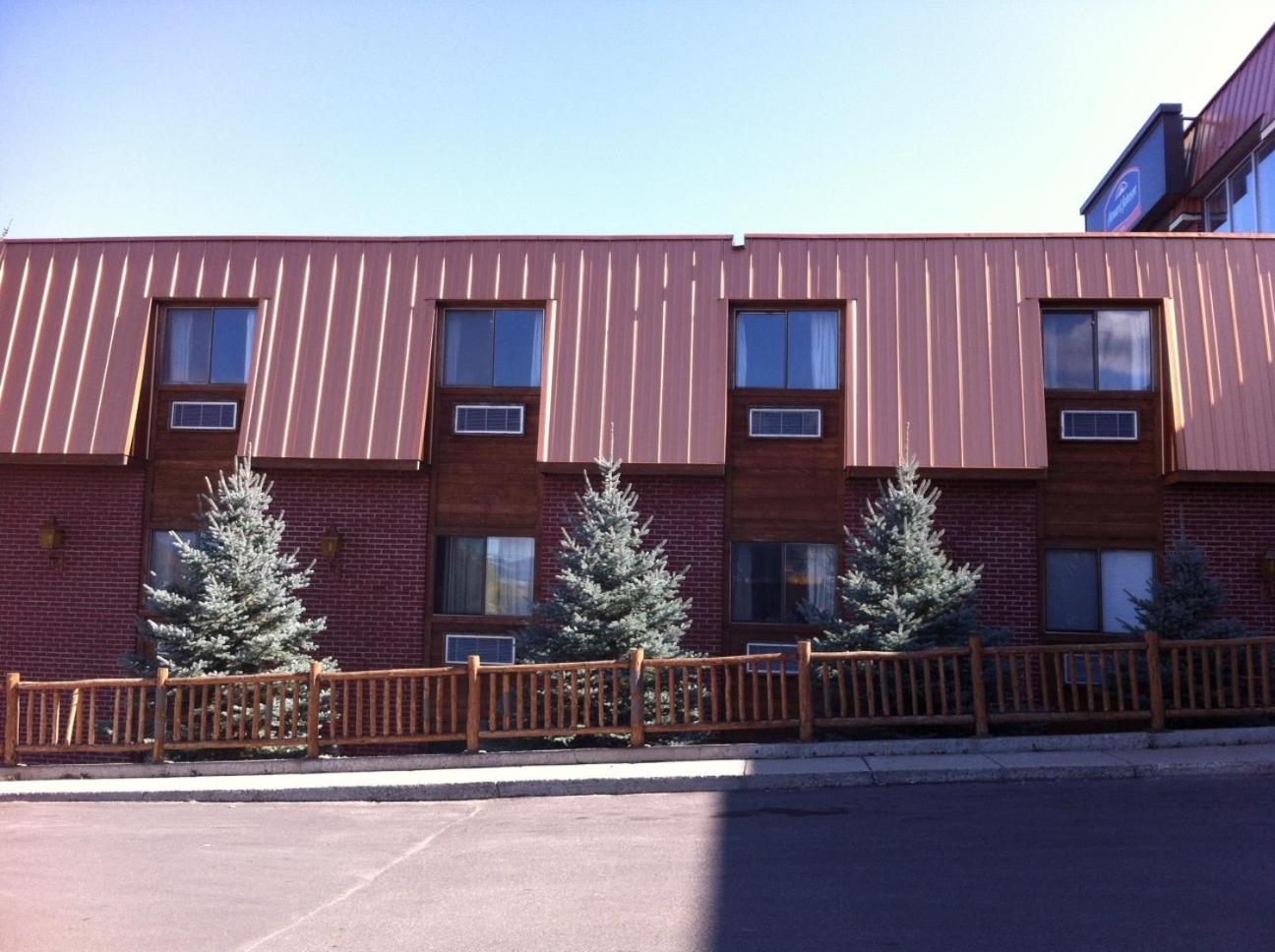 Howard Johnson by Wyndham Helena - photo 2