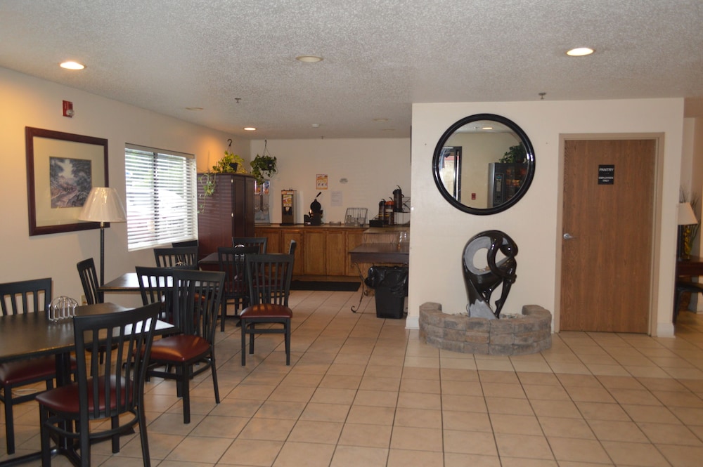 American Elite Inn - photo 54