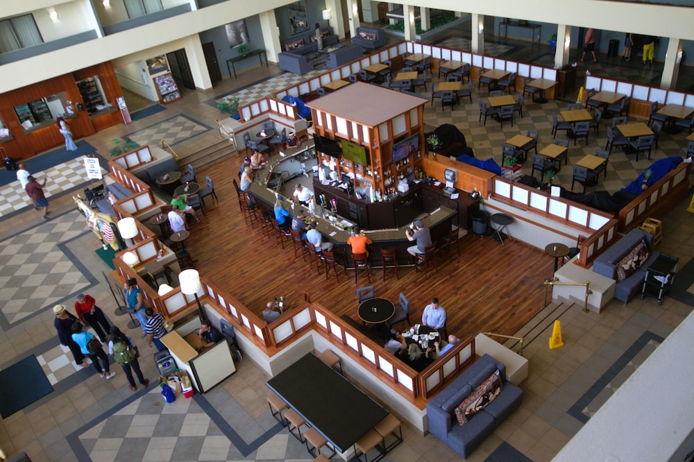 Atrium Hotel and Suites - photo 61