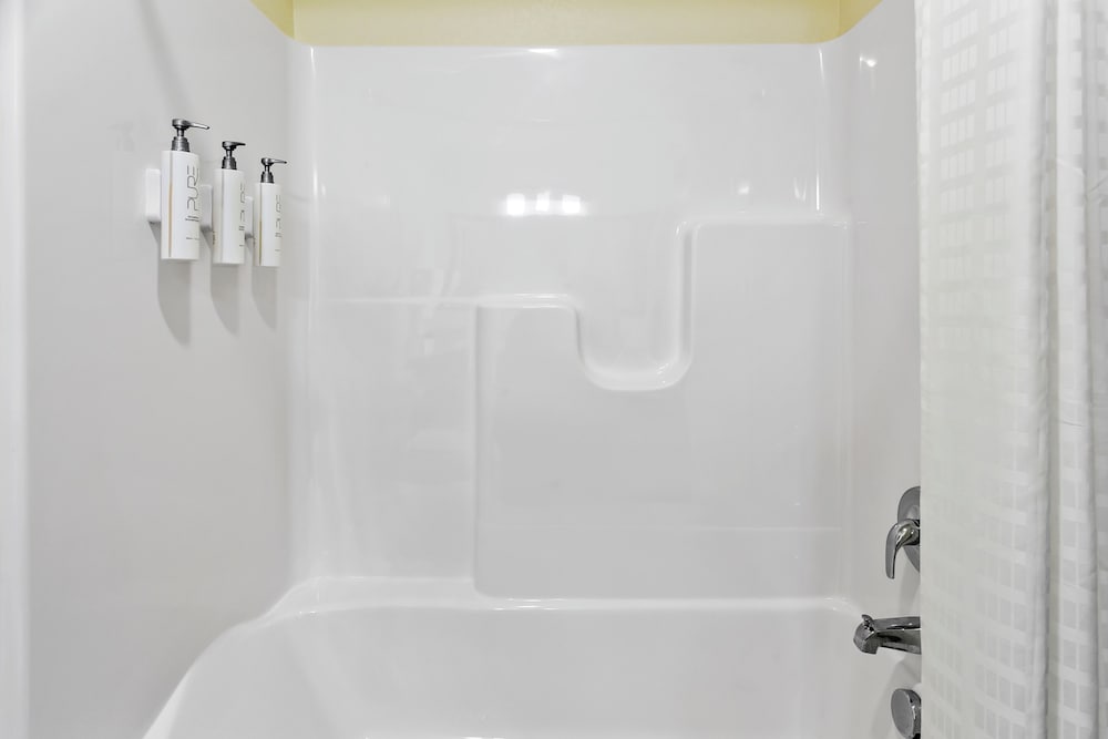 Cobblestone Hotel & Suites Wickenburg - photo 36