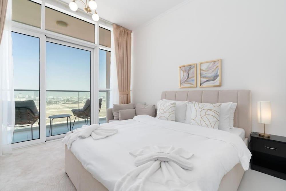 Gala Guests Carson Studio Collection — 4-Star Luxury Hotel in Dubai, United Arab Emirates