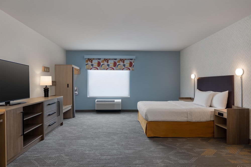 Home2 Suites By Hilton Ames - photo 10