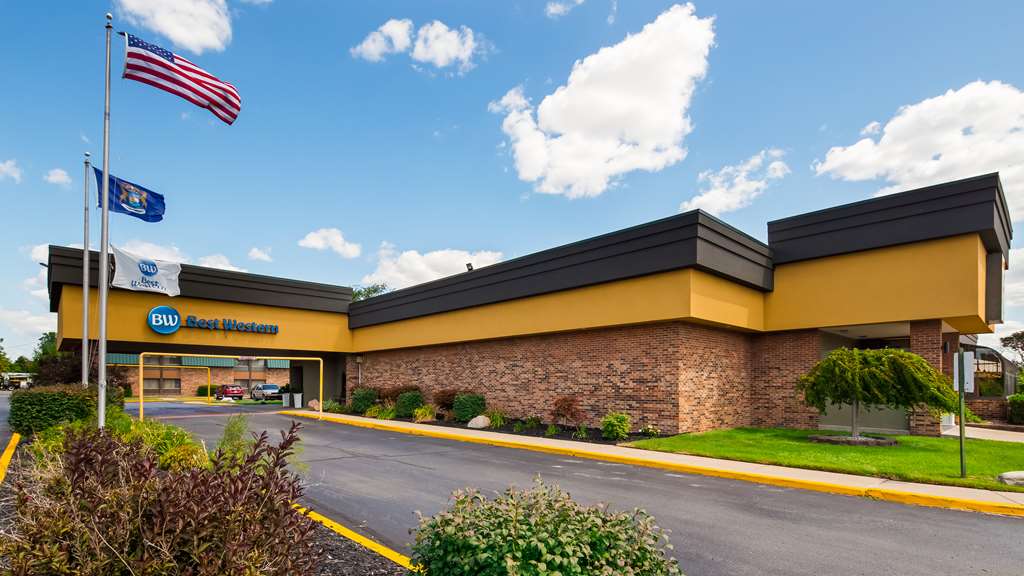 Best Western Woodhaven Inn - photo 10