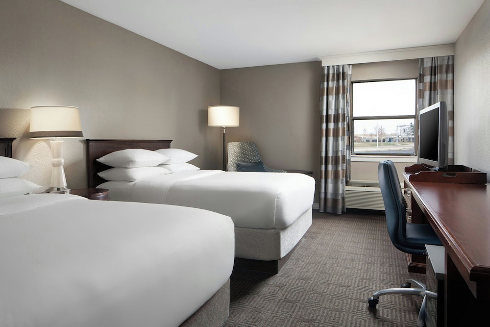 Sheraton Westport Chalet Hotel St. Louis - photo 16