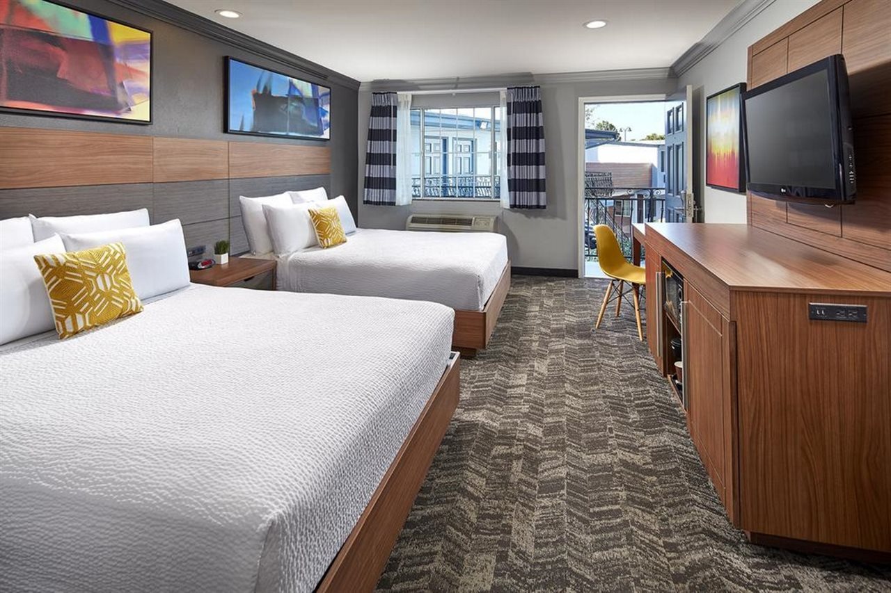 Studio Inn and Suites at Promenade Downey - photo 13