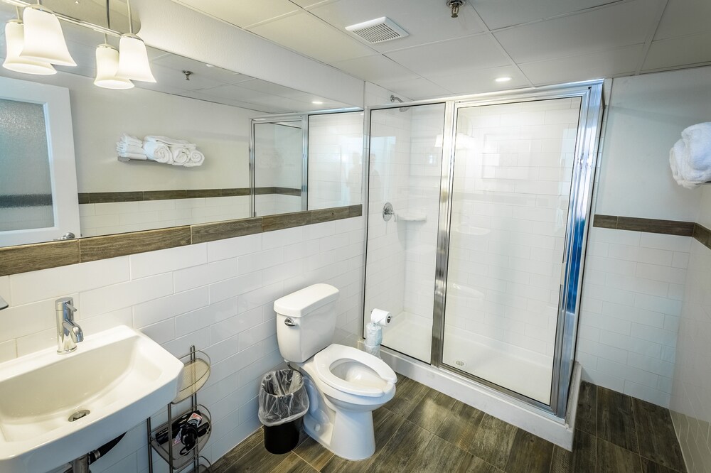 Park Plaza Hotel Seguin - photo 16
