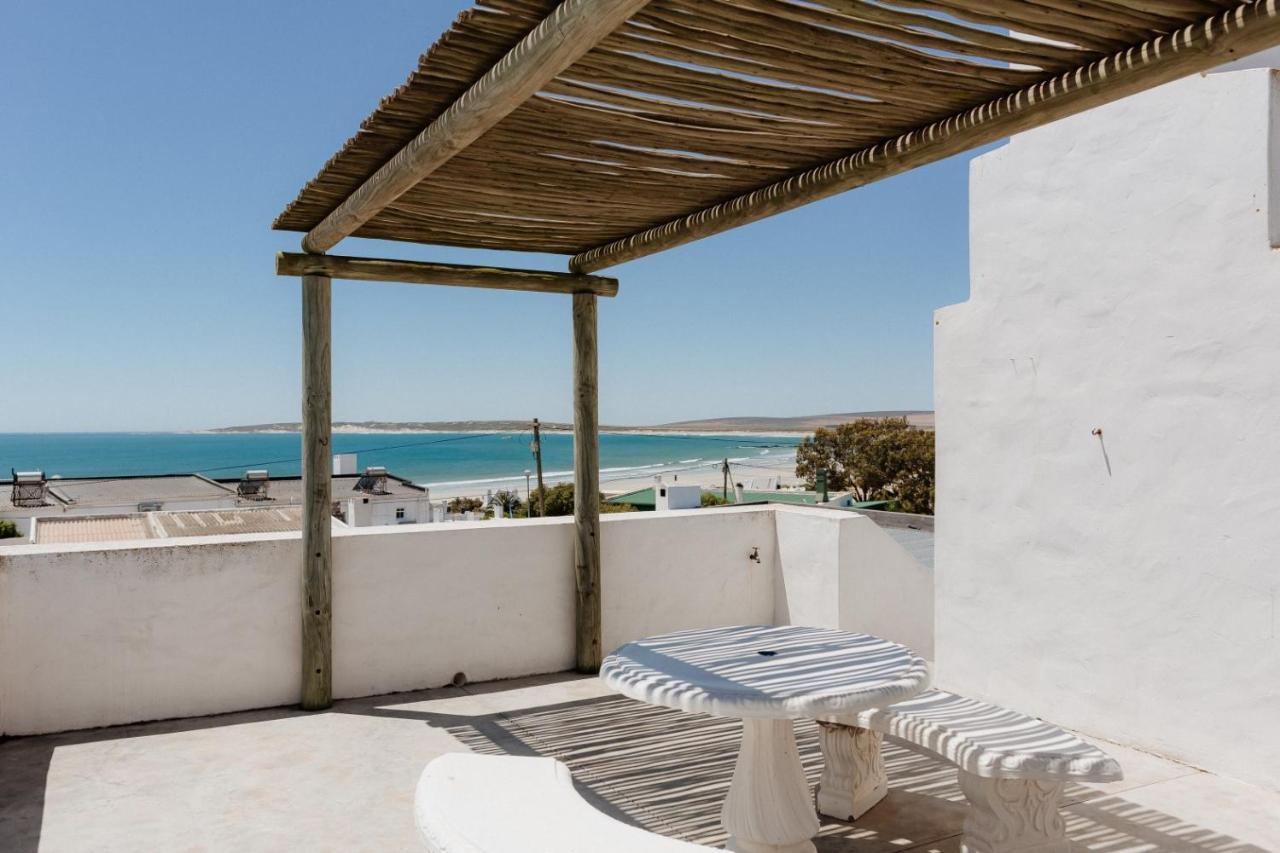 Paella - carbon neutral hotel in Unknown City