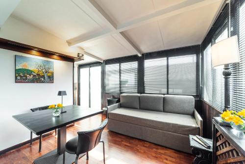 Mikka Studios: Luxury Apartment — 4-Star Luxury Hotel in Bari, Italy