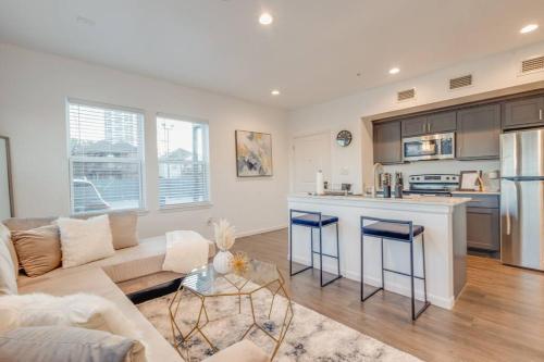 1 BR 1 BA Luxury Museum District & Downtown HTX — 4-Star Luxury Hotel in Houston, United States
