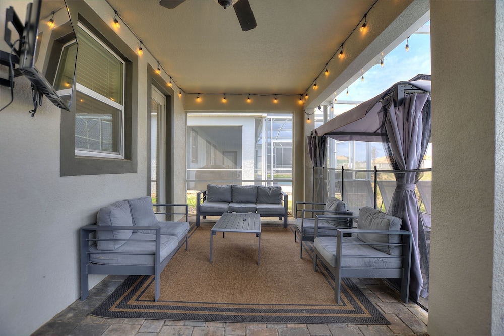 Marvel Mansion Championsgate Resort Shine Villas 9 Bedroom Villa - photo 26