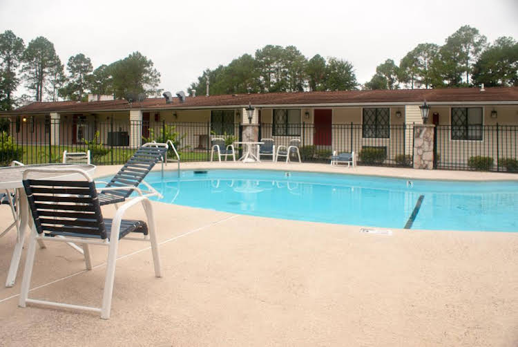 Best Airport Inn - photo 10