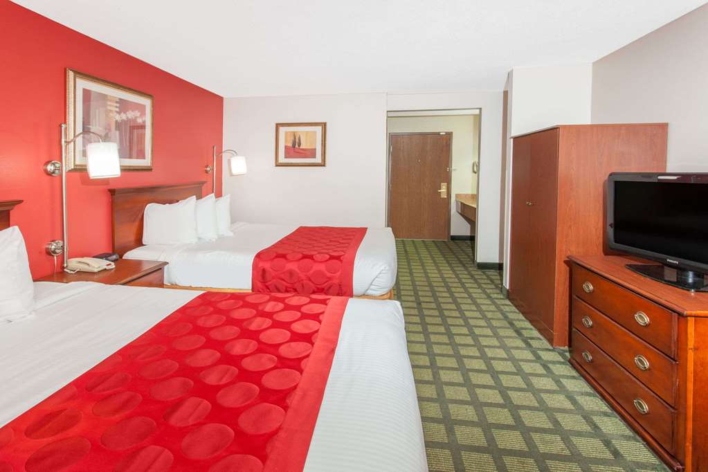 Ramada Limited Decatur - photo 16