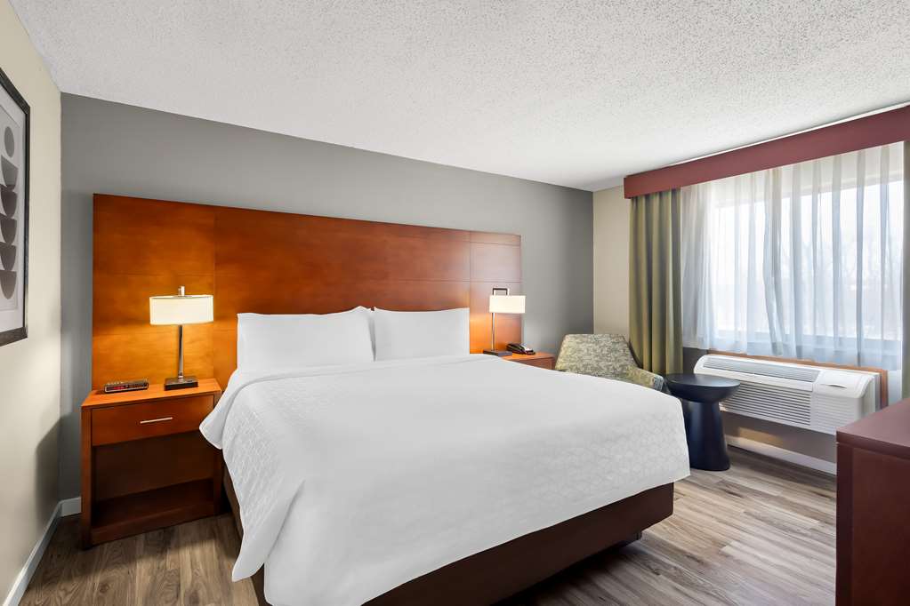 Best Western Fremont Angola I 80 90 Toll Road - photo 10