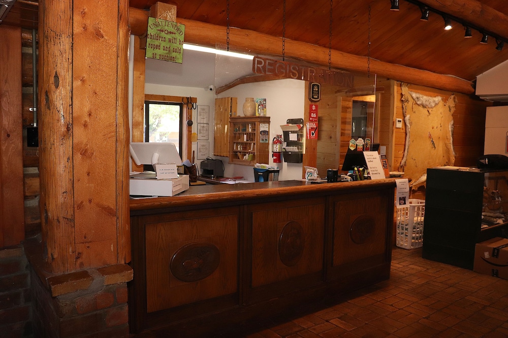 Yellowstone Valley Inn - photo 3