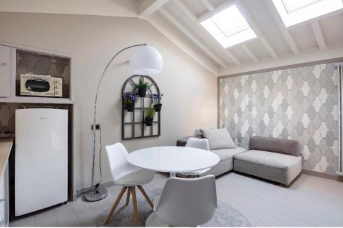 HOUSE Cavour 24 In the heart of Downtown Parma — 4-Star Luxury Hotel in Parma, Italy