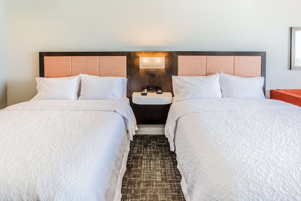 Hampton Inn Pensacola Beach - photo 41