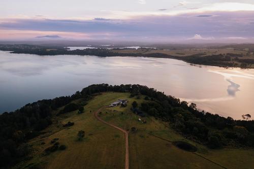 Somnium at Bingie — hotel near Moruya Airport