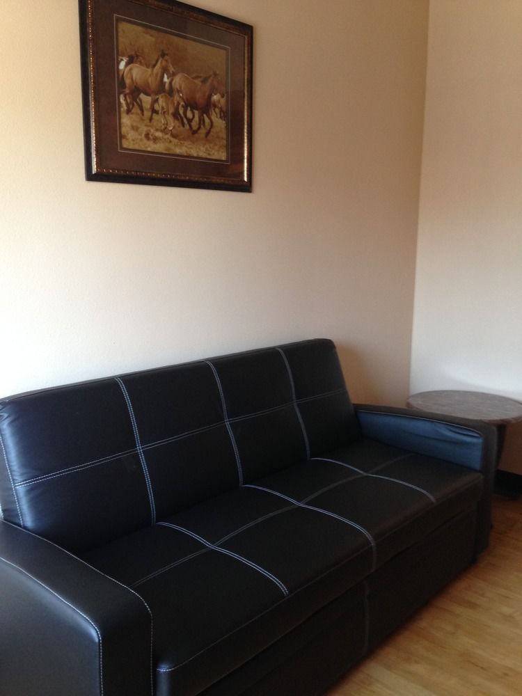 Orca Inn - photo 9