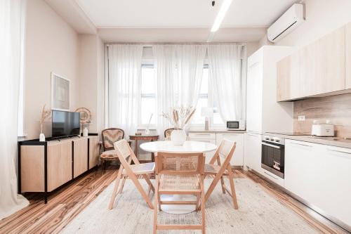 Easylife Milano Unione 2 Duomo — 4-Star Luxury Hotel in Milan, Italy