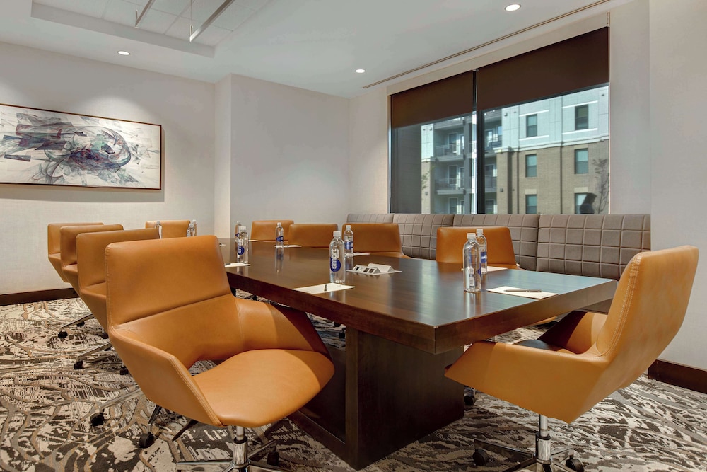 Embassy Suites By Hilton Alpharetta Halcyon - photo 60
