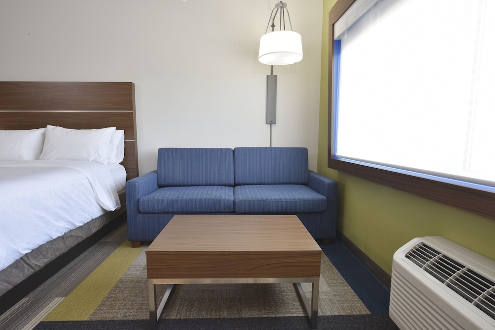 Holiday Inn Express & Suites Orlando Southeast by IHG - photo 97